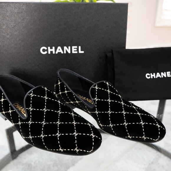 Chanel Black Velvet Diamond CC Patterned Moccasin Loafers | Size 8 | UK 38 - Picture 15 of 16
